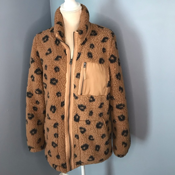 Abercrombie & Fitch Zippered Leopard Print Fleece Jacket w/Faux Leather Trim - Picture 2 of 7